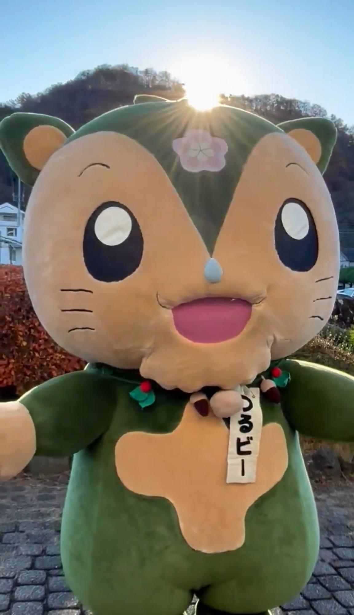 ダイヤモンドつるビー