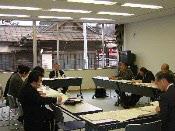 調査会議の様子の写真