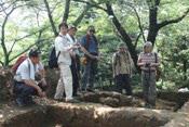 発掘検討会(第11調査区にて)の時の調査の写真