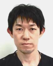 山本敦史医師の顔写真