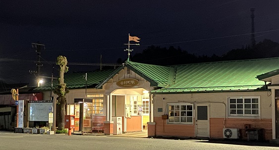 夜の谷村町駅