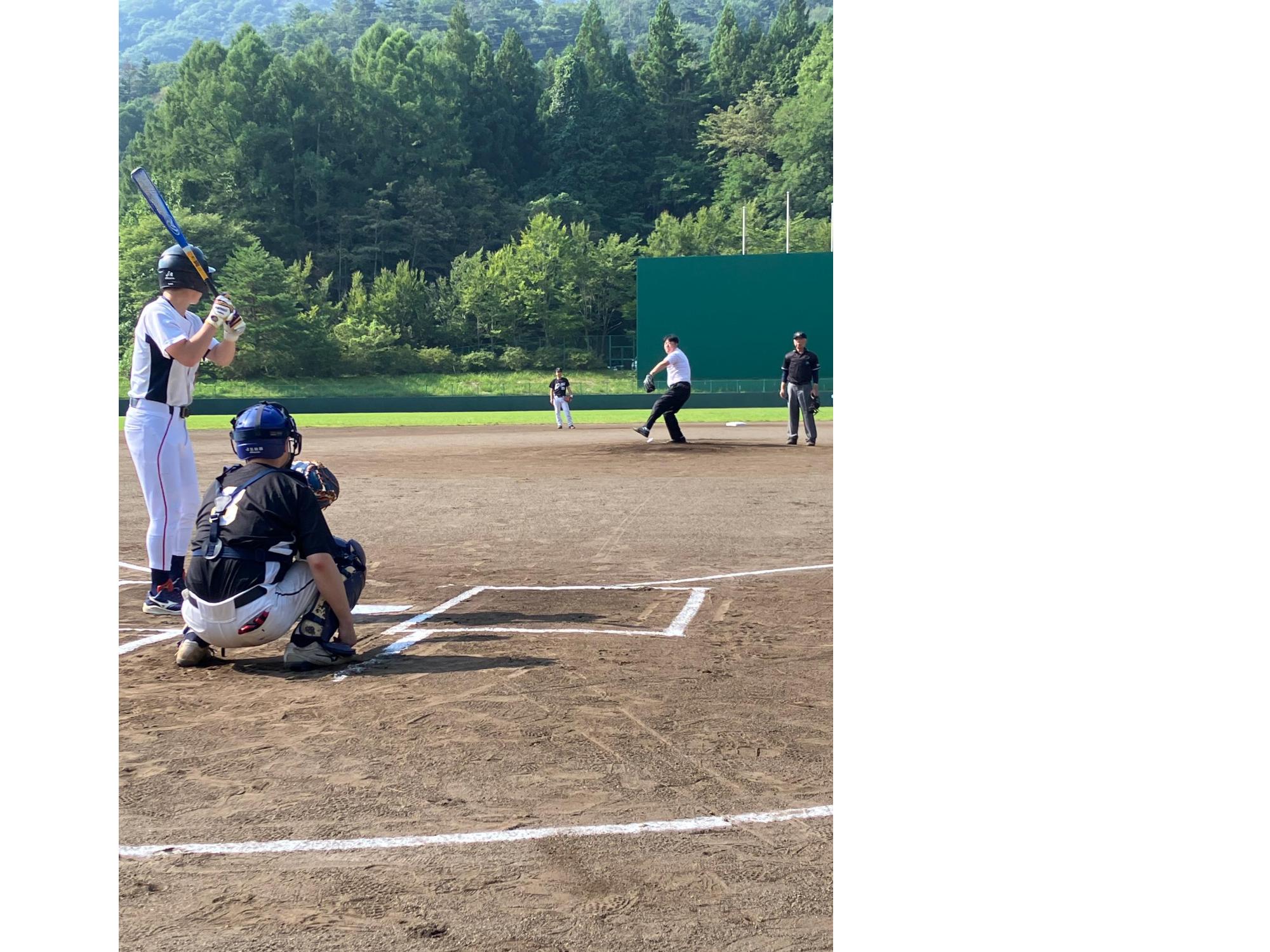 第94回都留市町別野球大会始球式