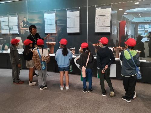 谷村第二小学校社会科見学