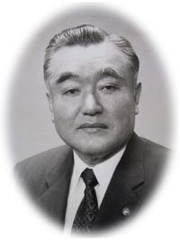 都留市第6代市長、都倉昭二の顔写真